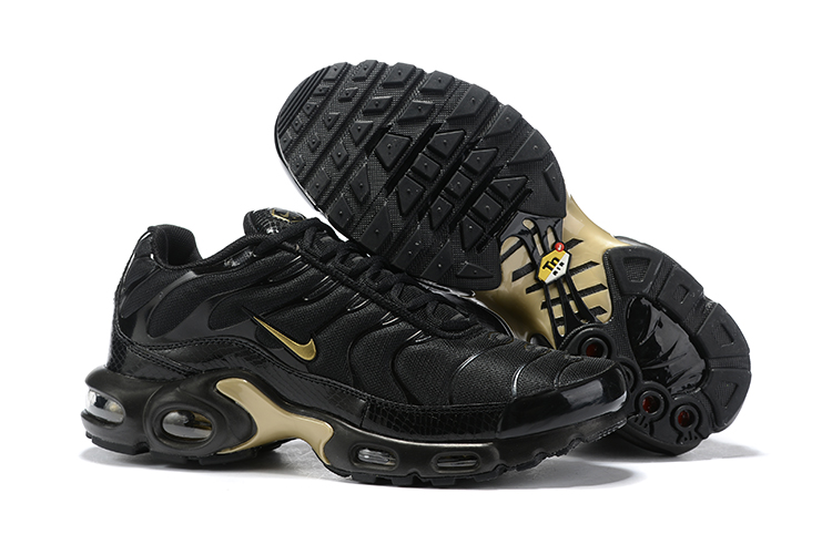 Men Nike Air Max PLUS Black Gold